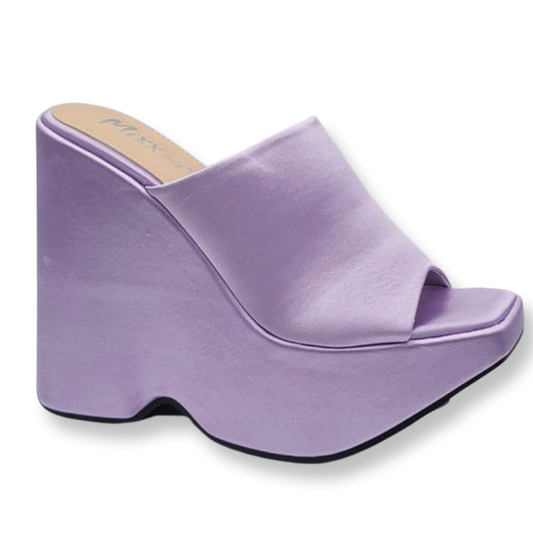 “Lavish” Wedges